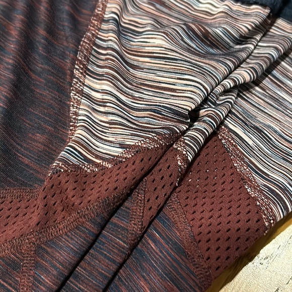 Abercrombie & Fitch Leggings. Large - Picture 15 of 16